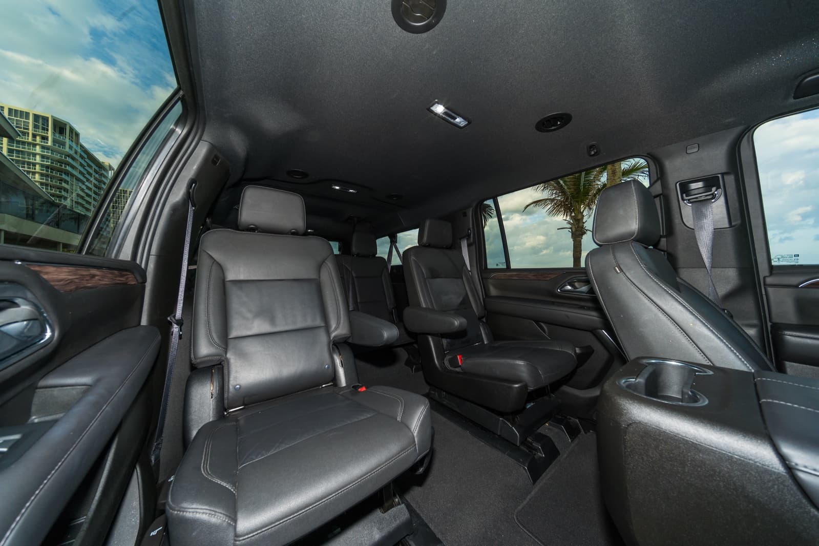 Chevrolet Suburban LT Dark Grey/Black - thumbnail 9