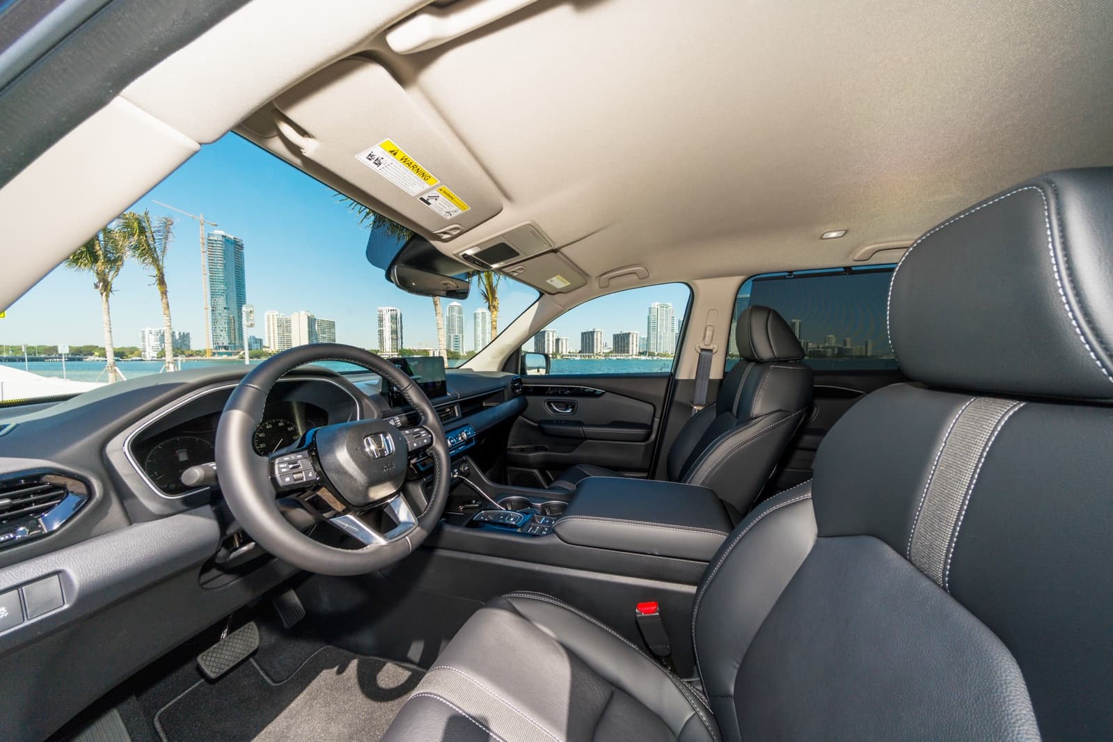 Honda Pilot Grey/Black - thumbnail 4