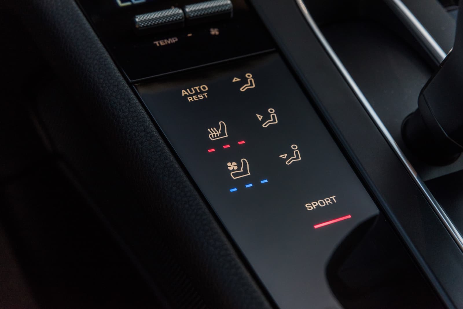 Porsche Macan Black/Black - thumbnail 6