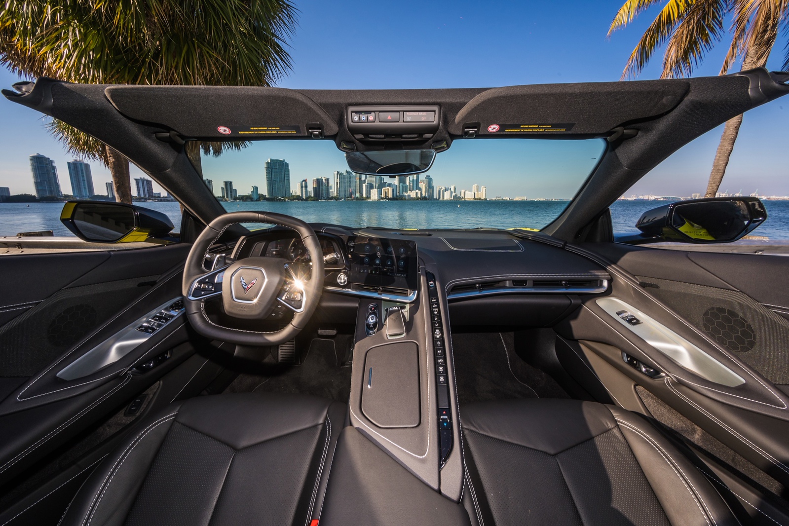 Chevrolet Corvette C8 Convertible Yellow/Black - thumbnail 8