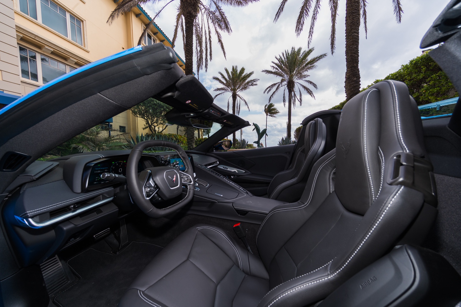 Chevrolet Corvette Convertible Blue/Black - thumbnail 3