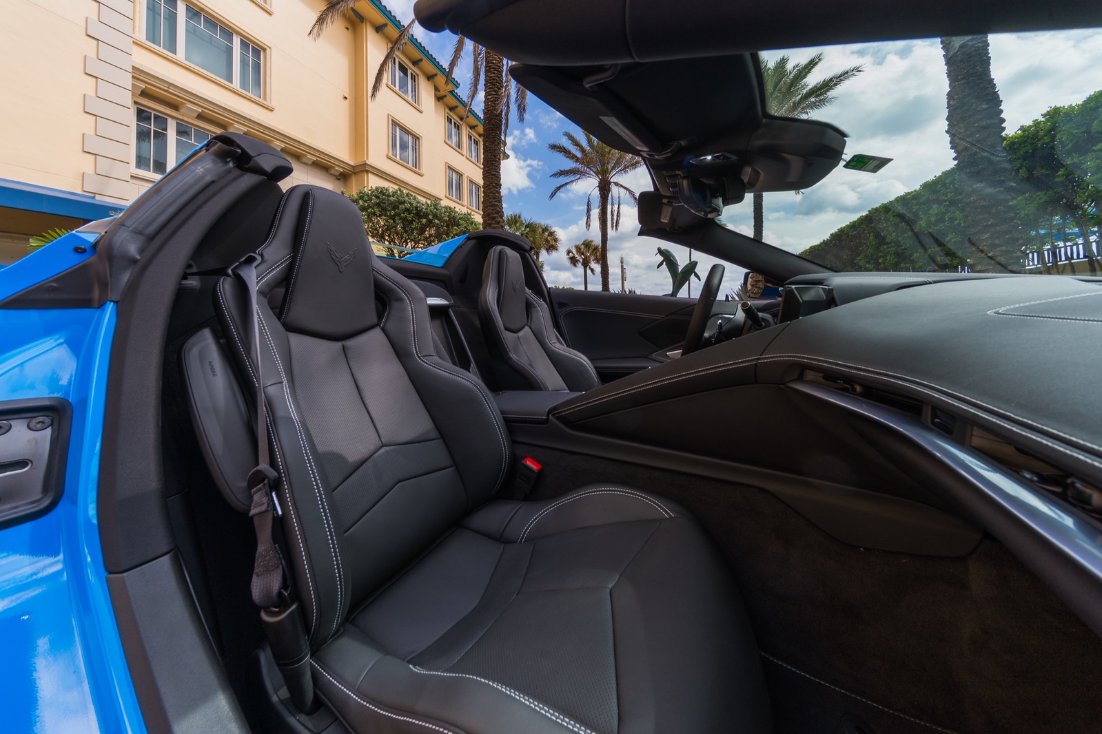 Chevrolet Corvette Convertible Blue/Black - thumbnail 5