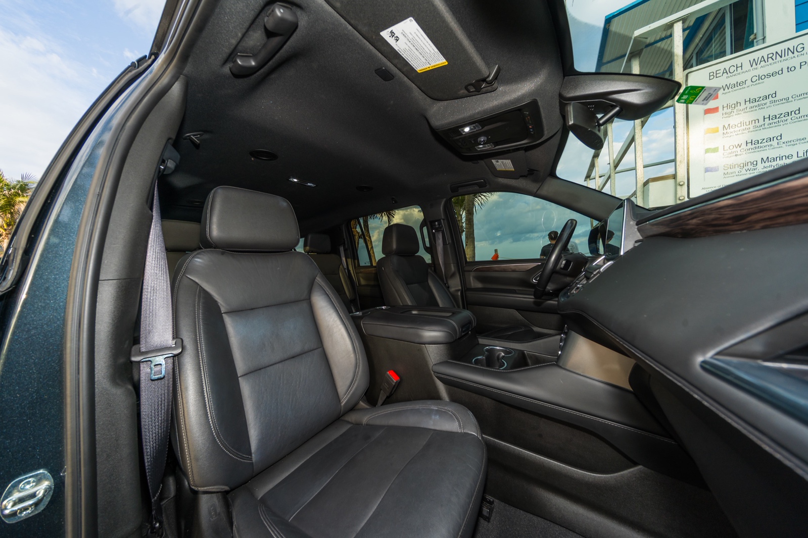Chevrolet Suburban LT Dark Grey/Black - thumbnail 5