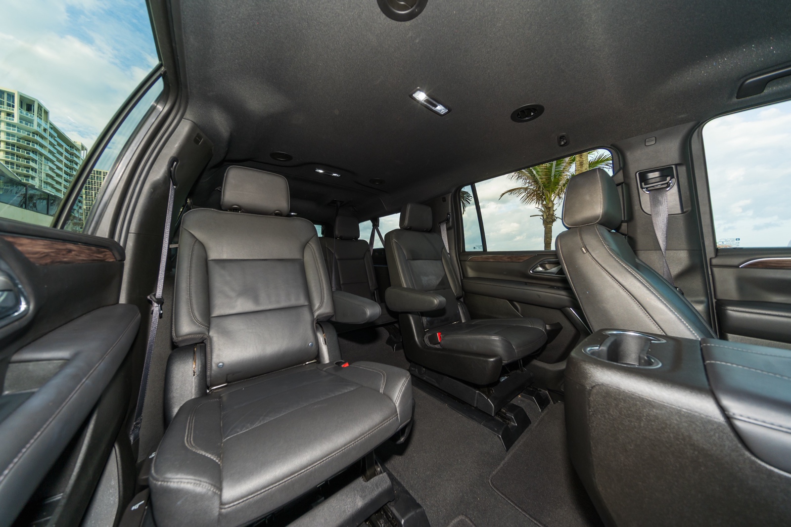 Chevrolet Suburban LT Dark Grey/Black - thumbnail 8