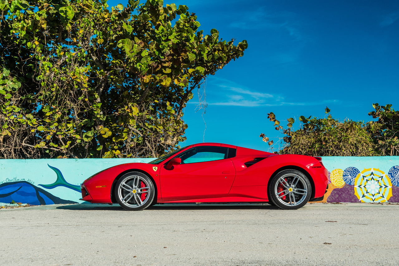Ferrari 488 Spider Rosso Corsa - thumbnail 4