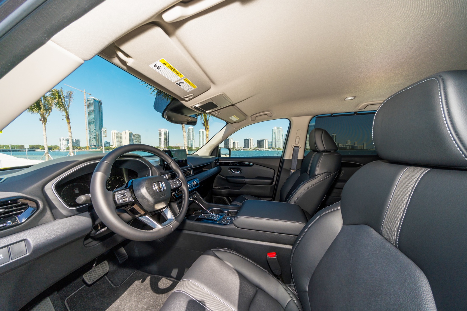 Honda Pilot Grey/Black - thumbnail 4