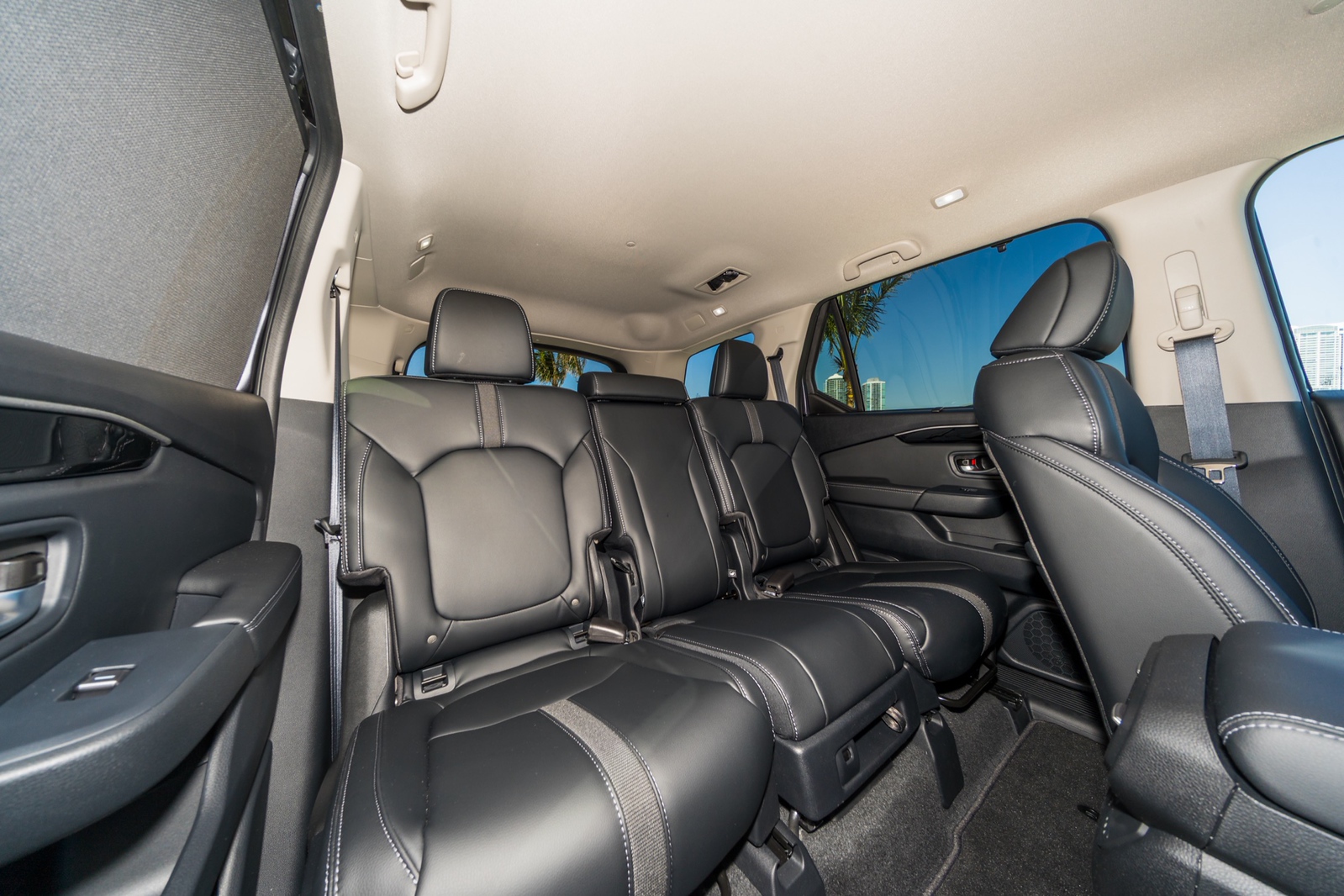 Honda Pilot Grey/Black - thumbnail 9