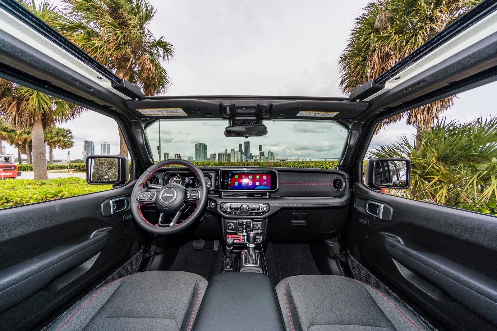 Jeep Wrangler JL Convertible Black/Black - thumbnail 5