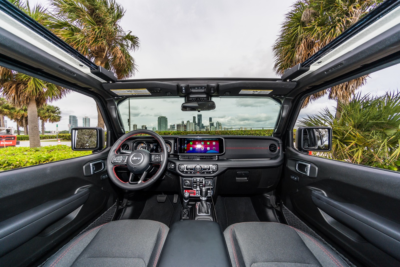 Jeep Wrangler JL Convertible Black/Black - thumbnail 6