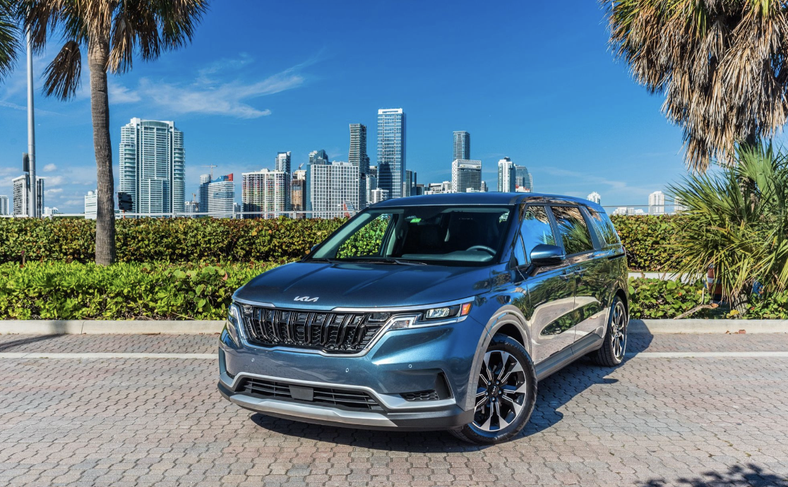 Kia Carnival  for rent in Orlando