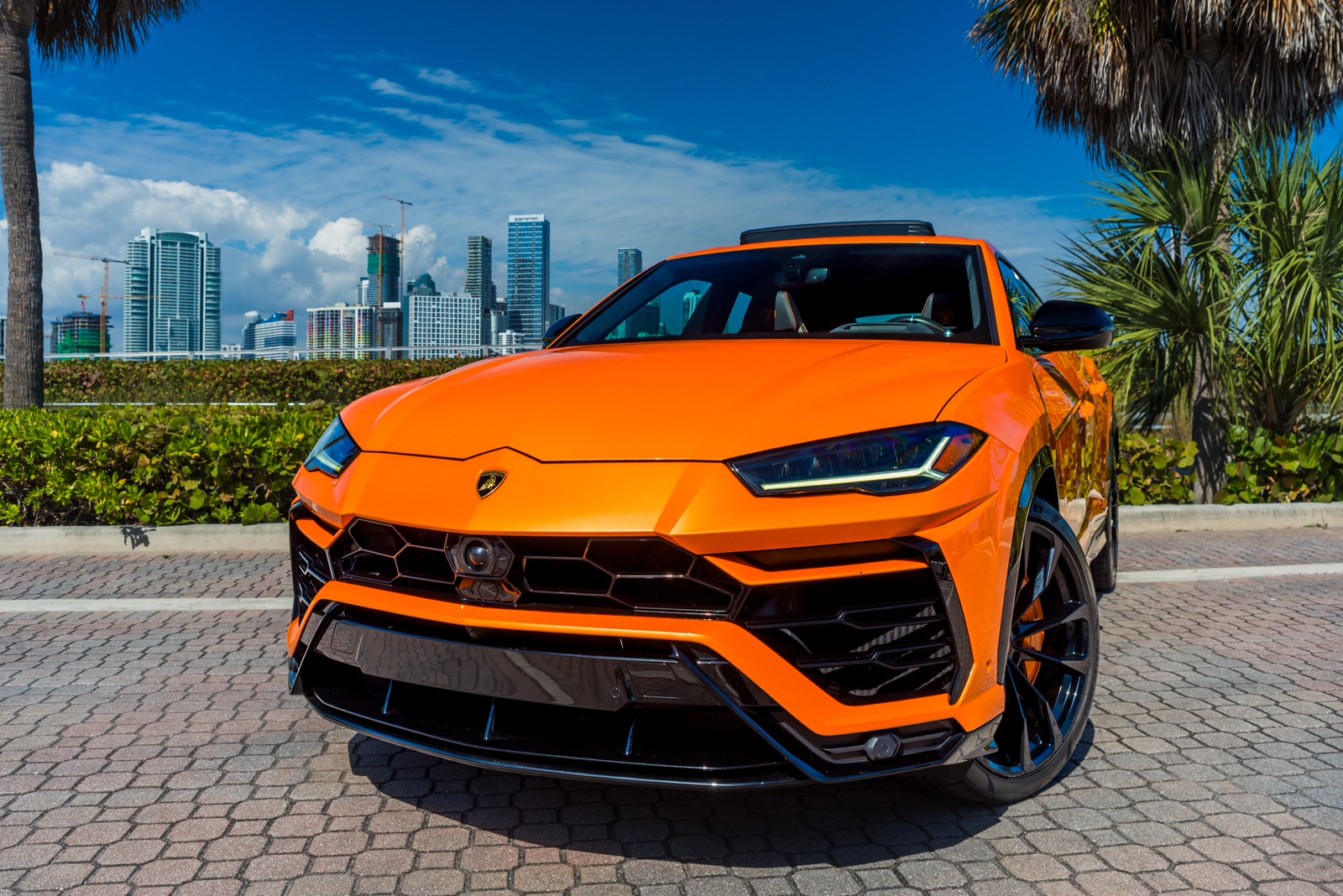 Lamborghini Urus  - thumbnail 10
