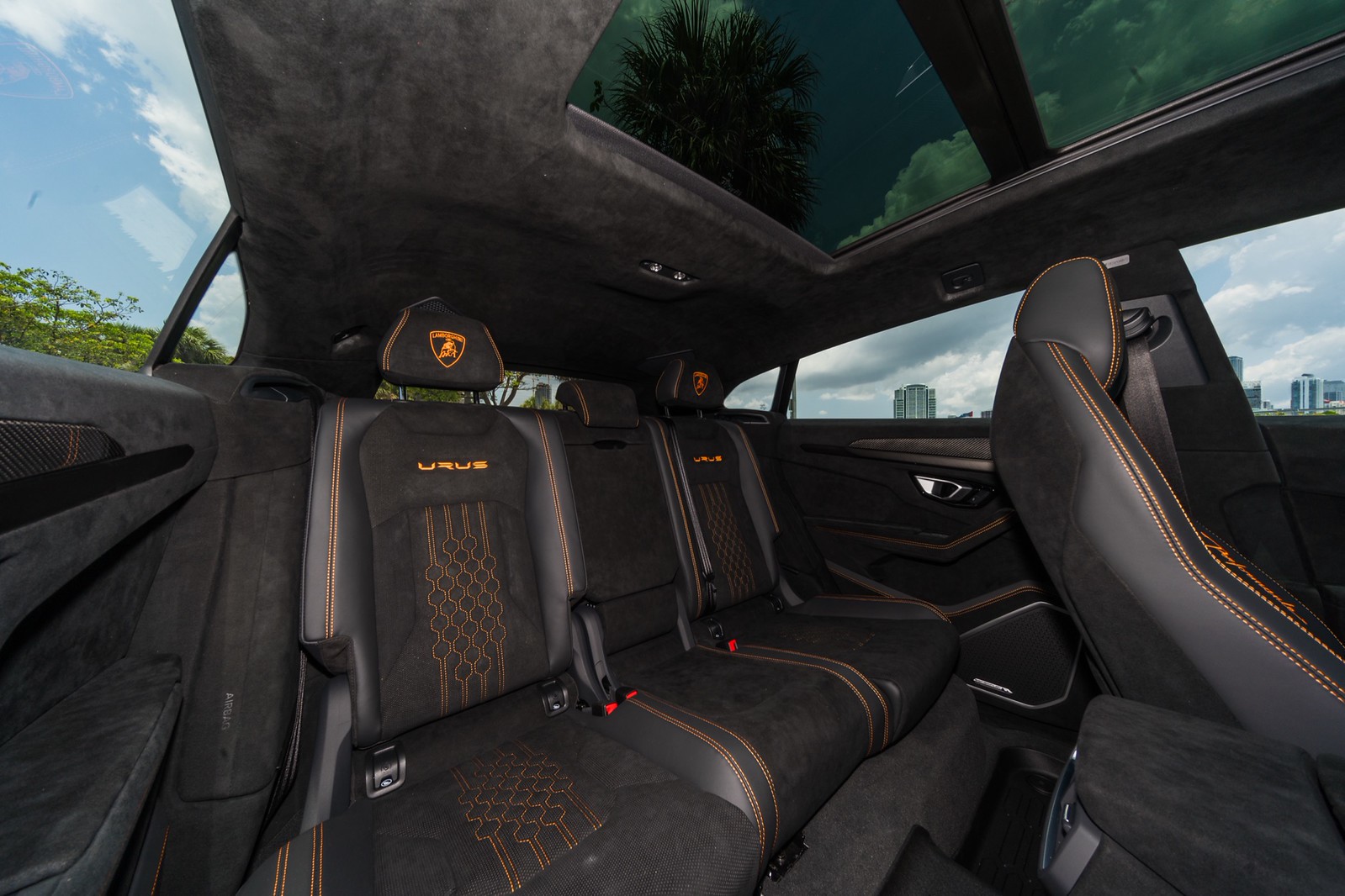 Lamborghini Urus Performante Arancio Borealis/Black - thumbnail 4