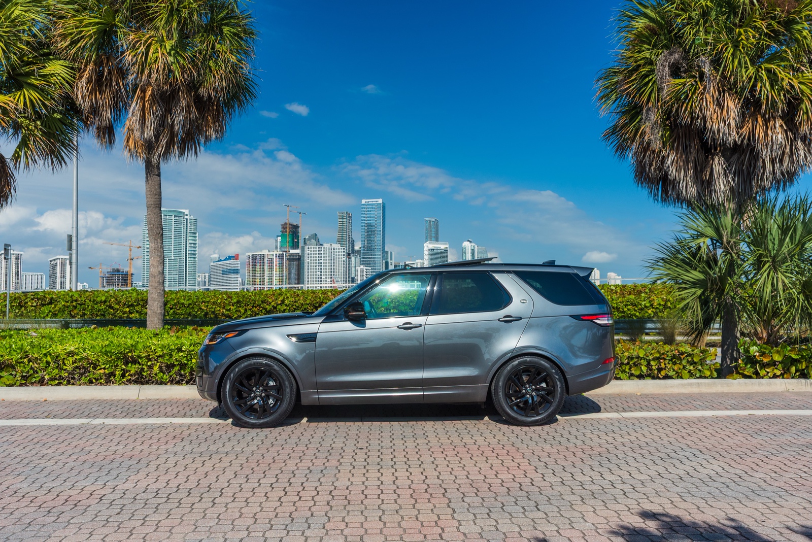 Land Rover Discovery Grey/Black - thumbnail 8