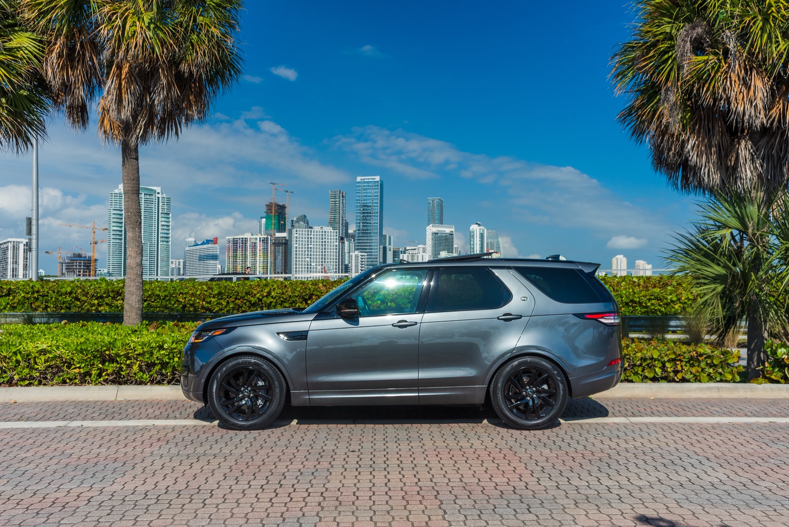 Land Rover Discovery Grey/Black - thumbnail 9