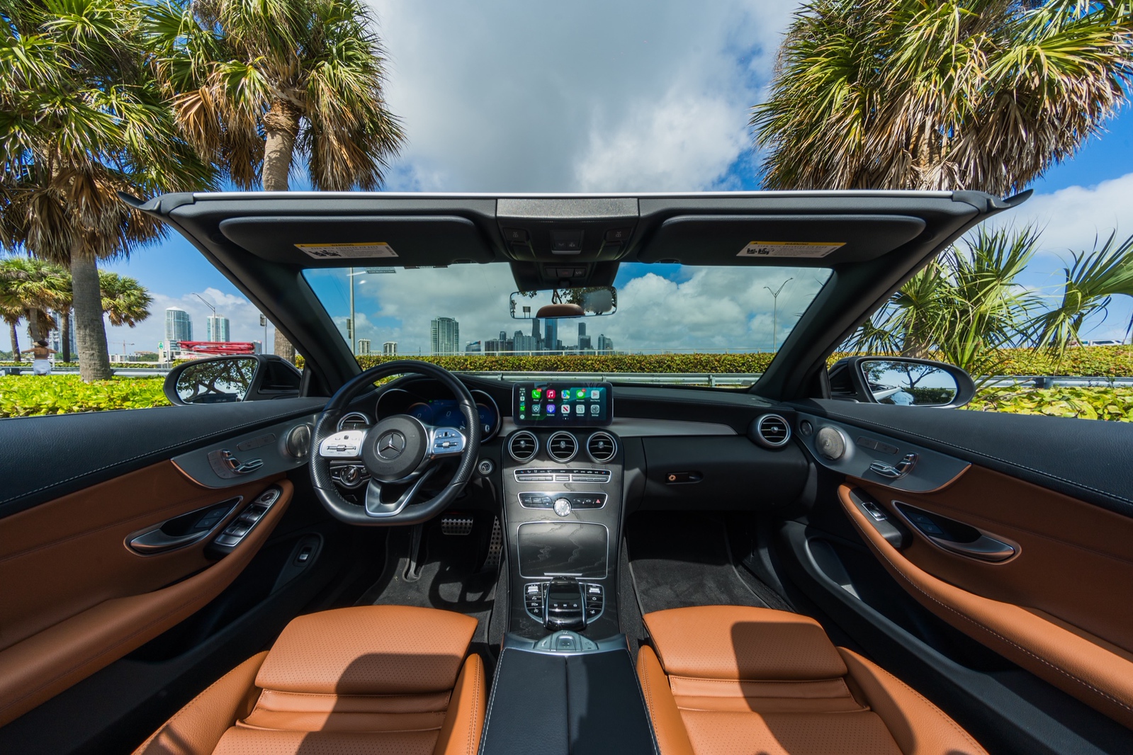 Mercedes-Benz C300 Convertible Black/Brown - thumbnail 4