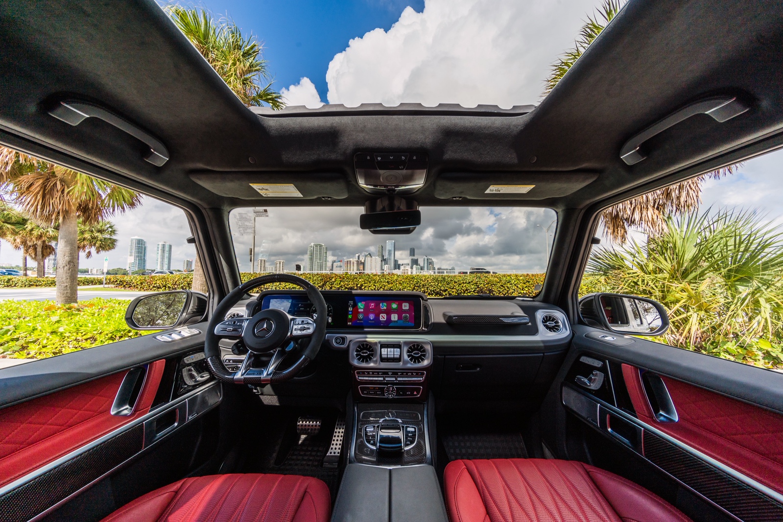 Mercedes-Benz G63 AMG White/Red - thumbnail 2