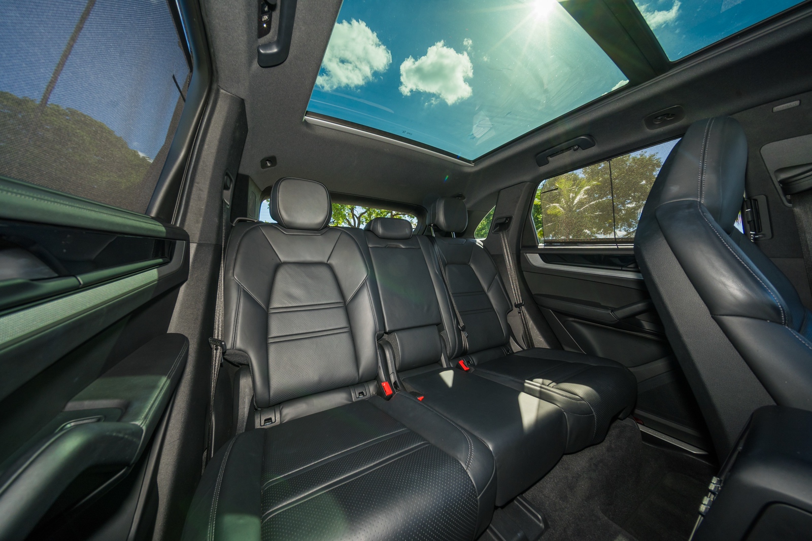 Porsche Cayenne Grey/Black - thumbnail 8