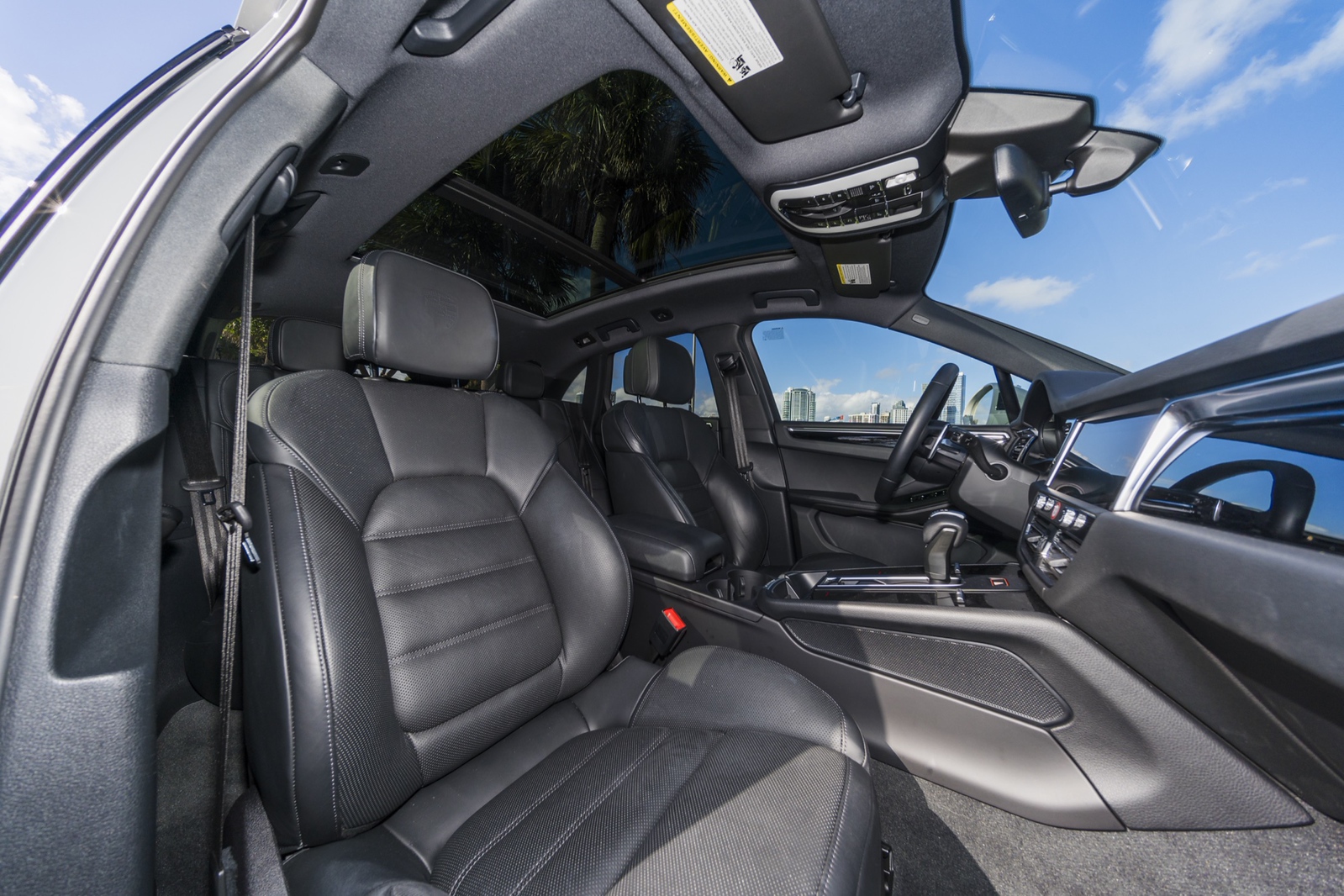 Porsche Macan Grey/Black - thumbnail 6