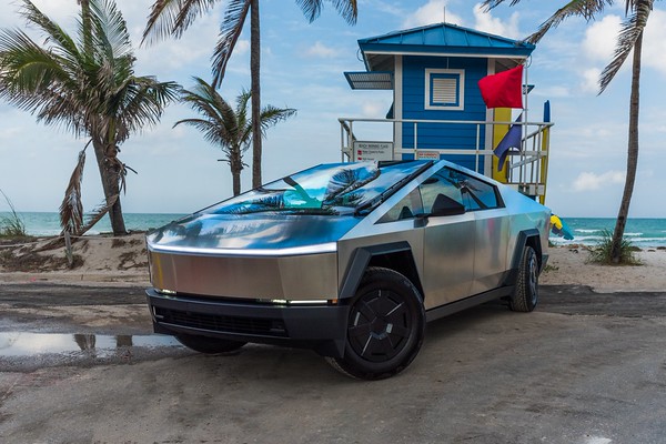Tesla Cybertruck AWD  for rent in Miami